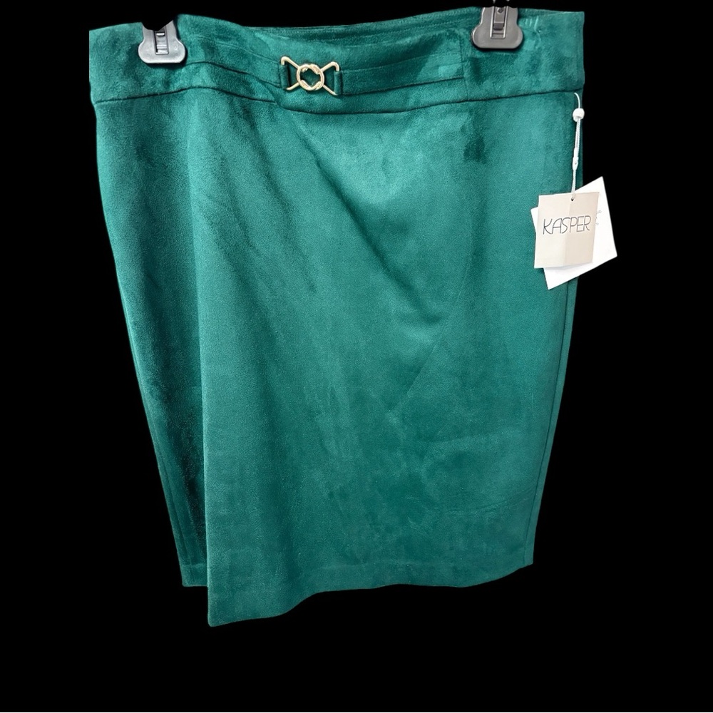 Kasper NWT Green Pencil Skirt with Gold Accent